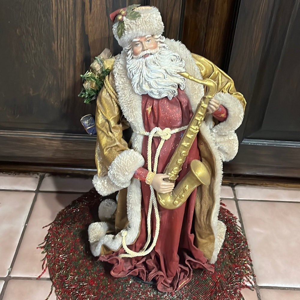 Sparkly large Santa